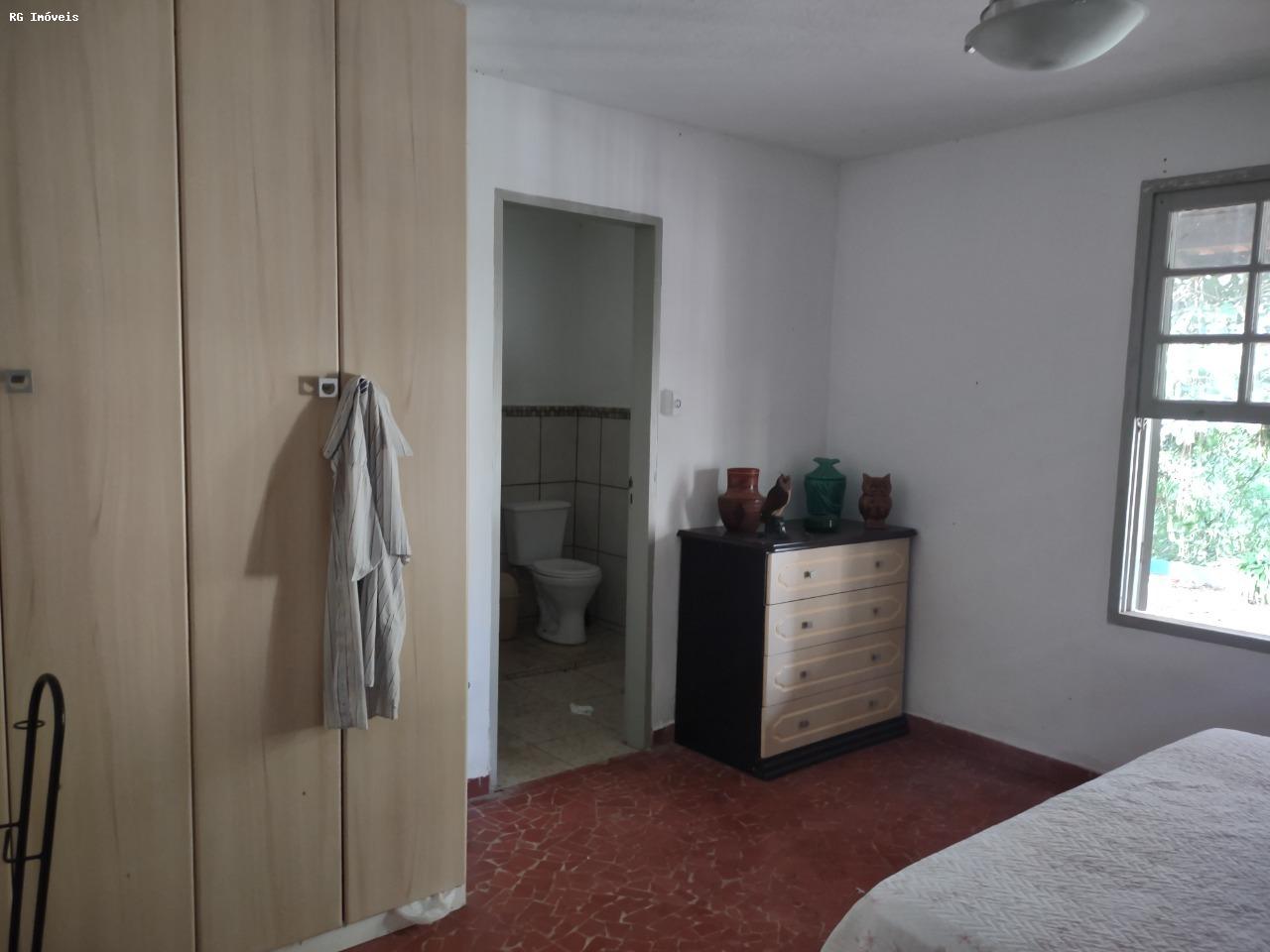 Sítio à venda com 3 quartos, 220m² - Foto 32