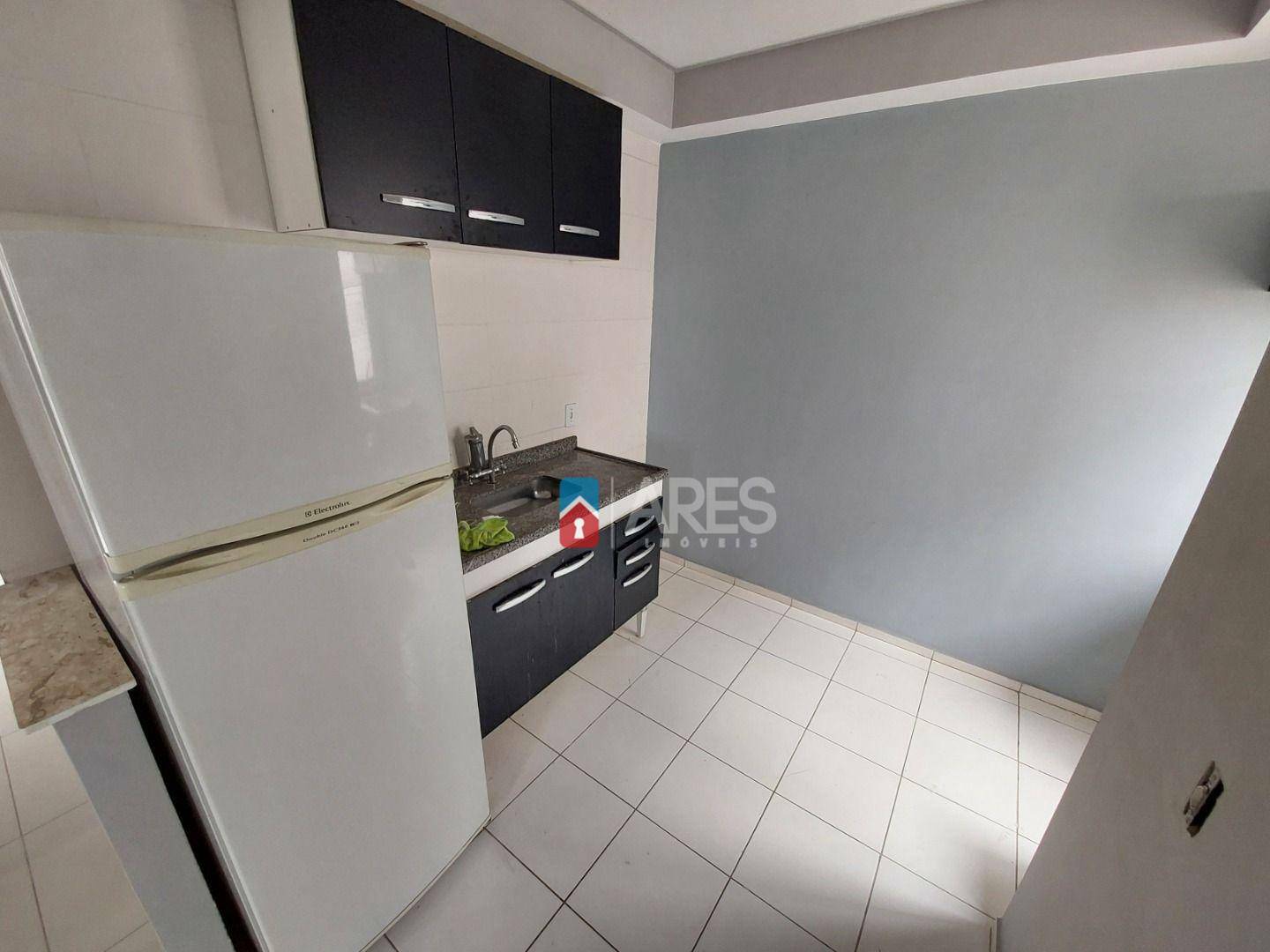 Apartamento à venda com 2 quartos, 49m² - Foto 9