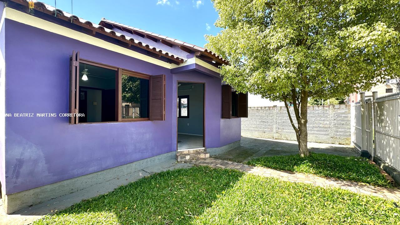 Casa à venda com 3 quartos, 230m² - Foto 3