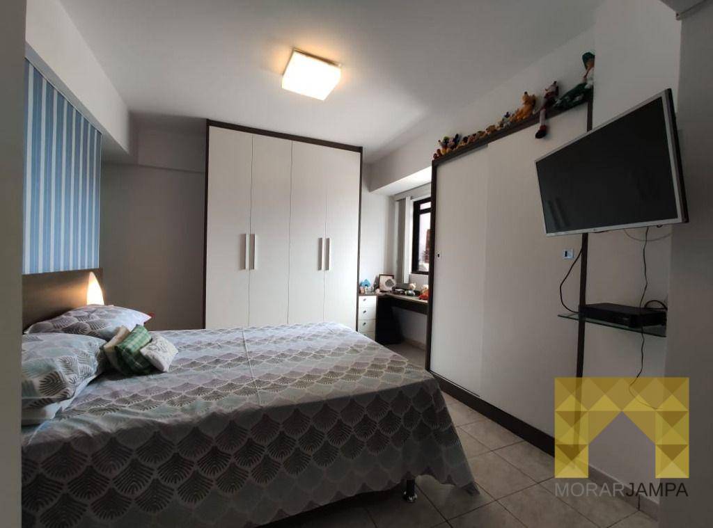 Apartamento à venda com 3 quartos, 180m² - Foto 10