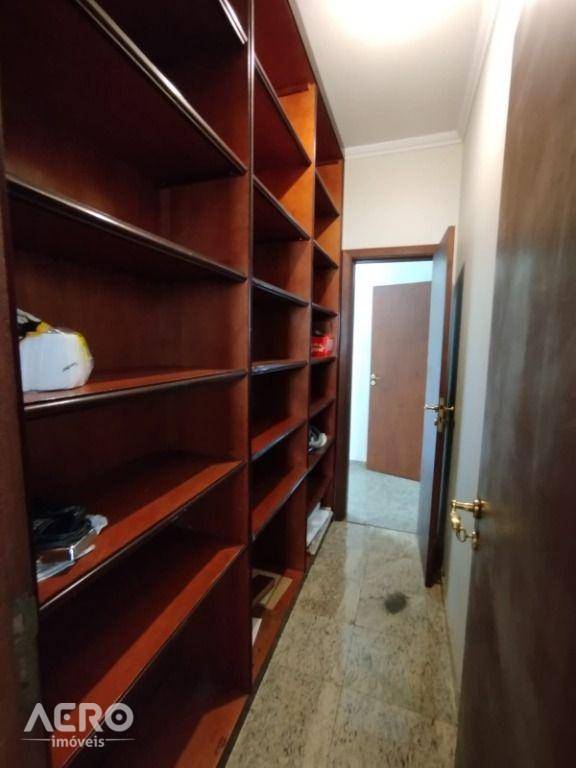 Apartamento para alugar com 3 quartos, 280m² - Foto 63