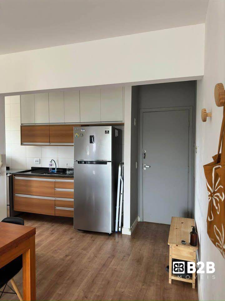 Apartamento à venda com 2 quartos, 50m² - Foto 2