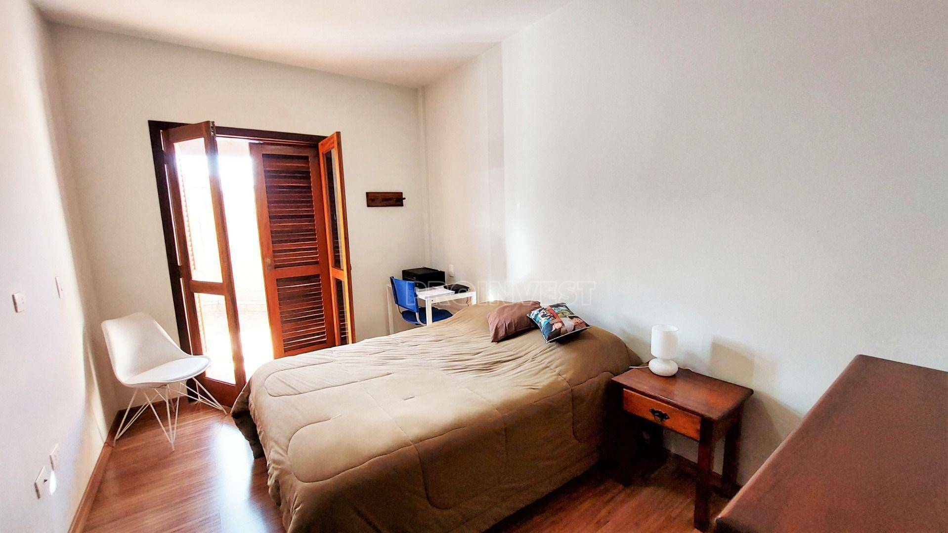 Casa de Condomínio à venda com 4 quartos, 300m² - Foto 22