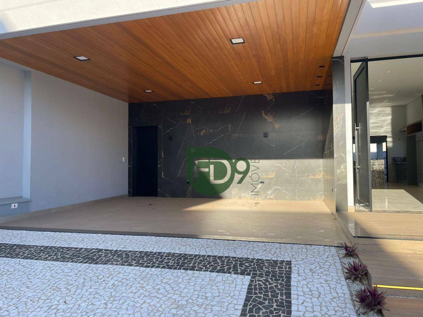 Casa de Condomínio à venda com 3 quartos, 190m² - Foto 2