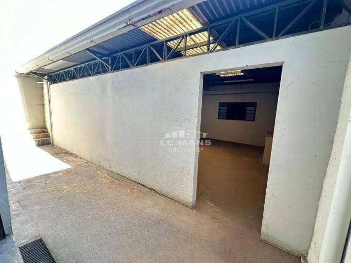 Depósito-Galpão-Armazém à venda e aluguel, 341m² - Foto 9