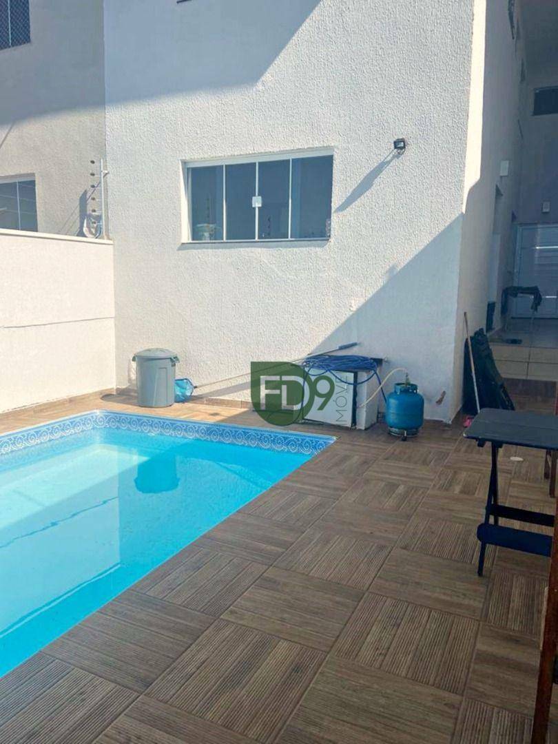 Casa à venda com 3 quartos, 140m² - Foto 6