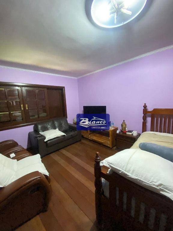 Sobrado à venda com 4 quartos, 370m² - Foto 5