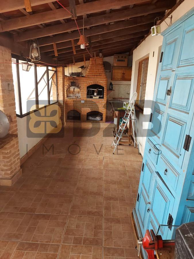 Casa à venda com 5 quartos, 232m² - Foto 27