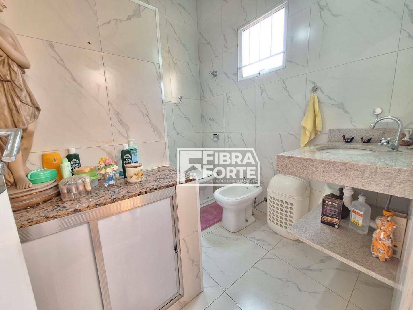 Casa à venda com 2 quartos, 209m² - Foto 12