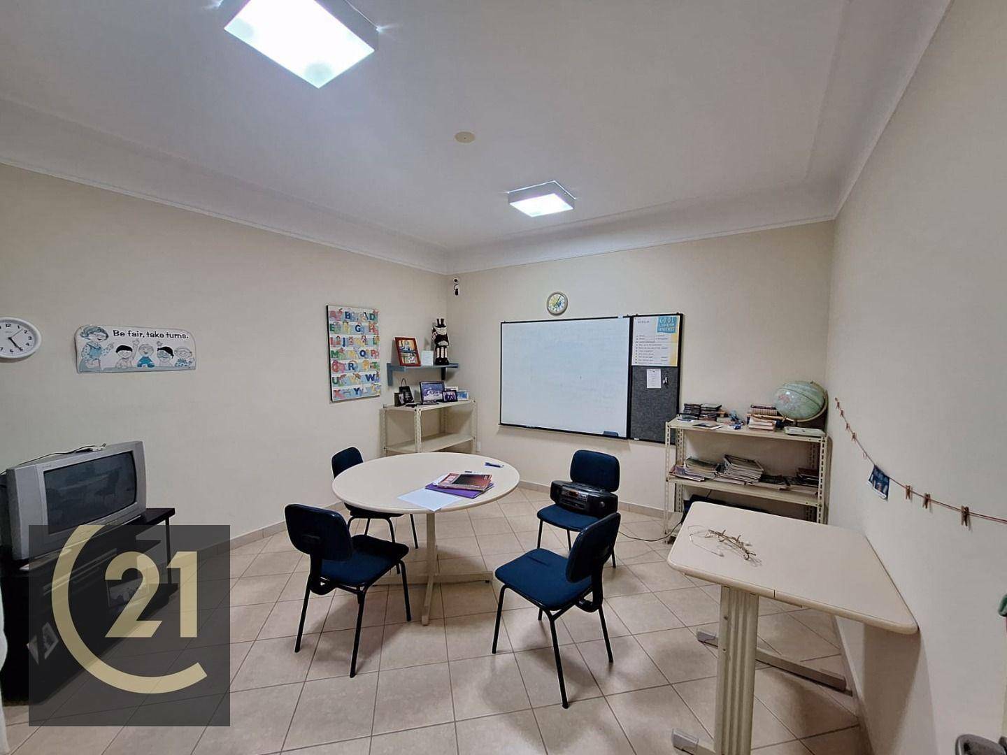 Casa à venda com 2 quartos, 376m² - Foto 27