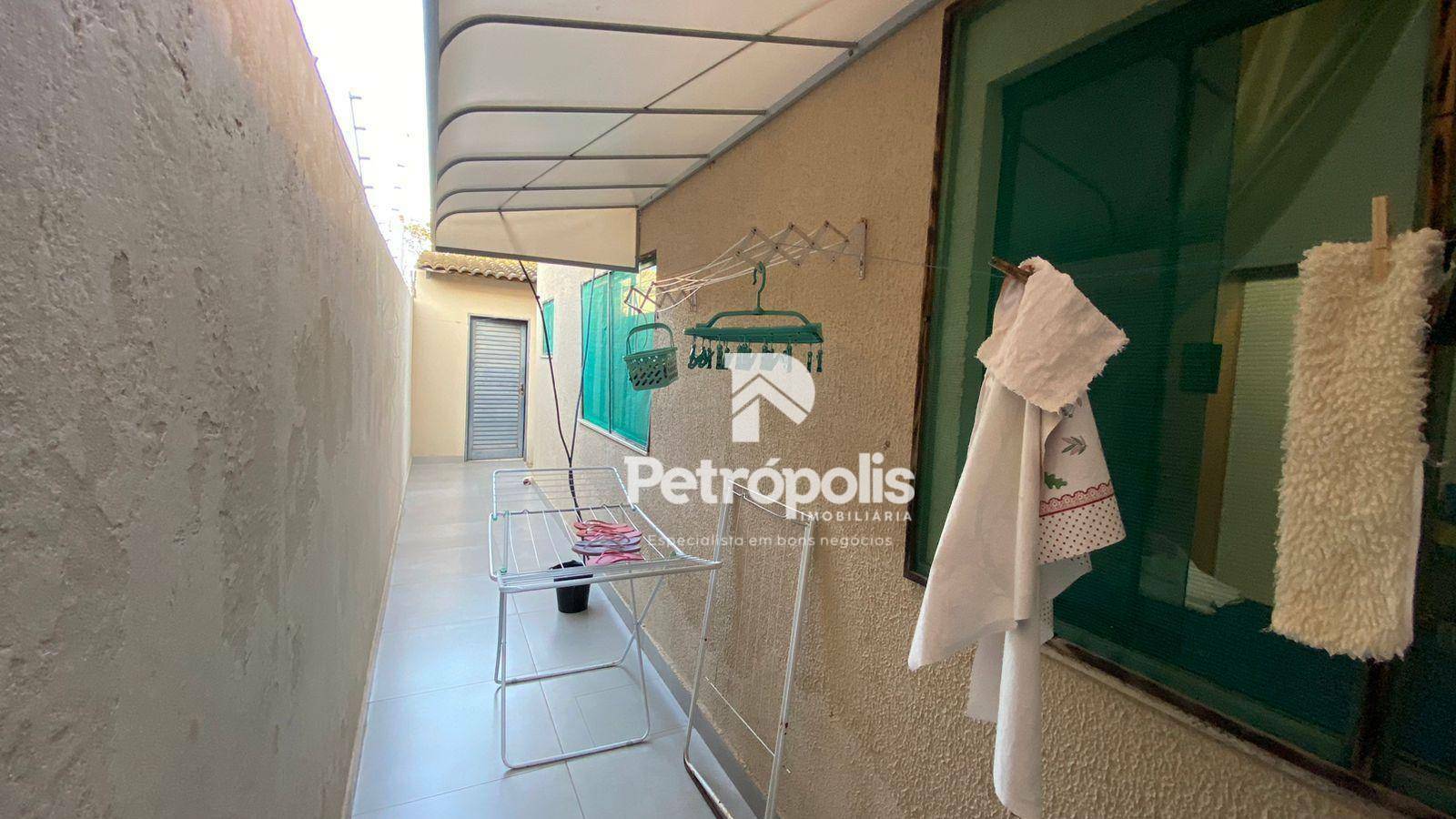 Casa à venda com 3 quartos, 104m² - Foto 25