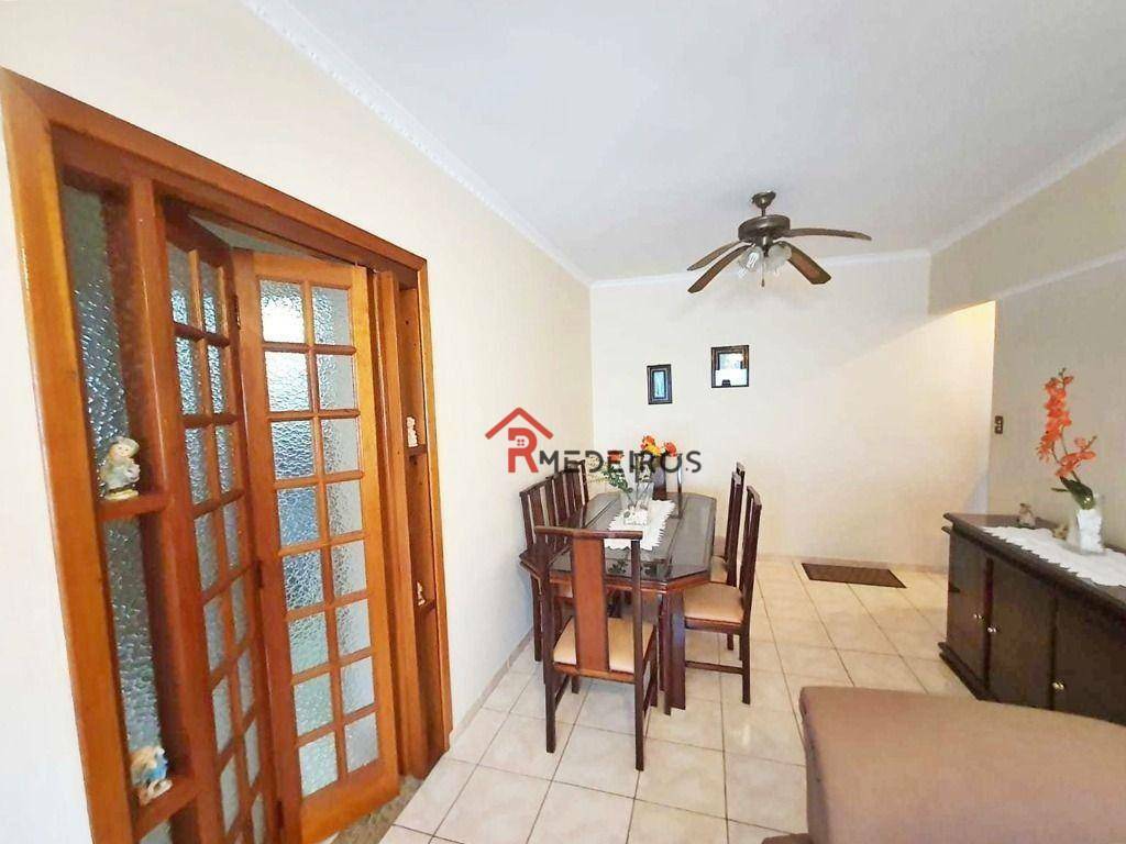 Apartamento à venda com 2 quartos, 78m² - Foto 4