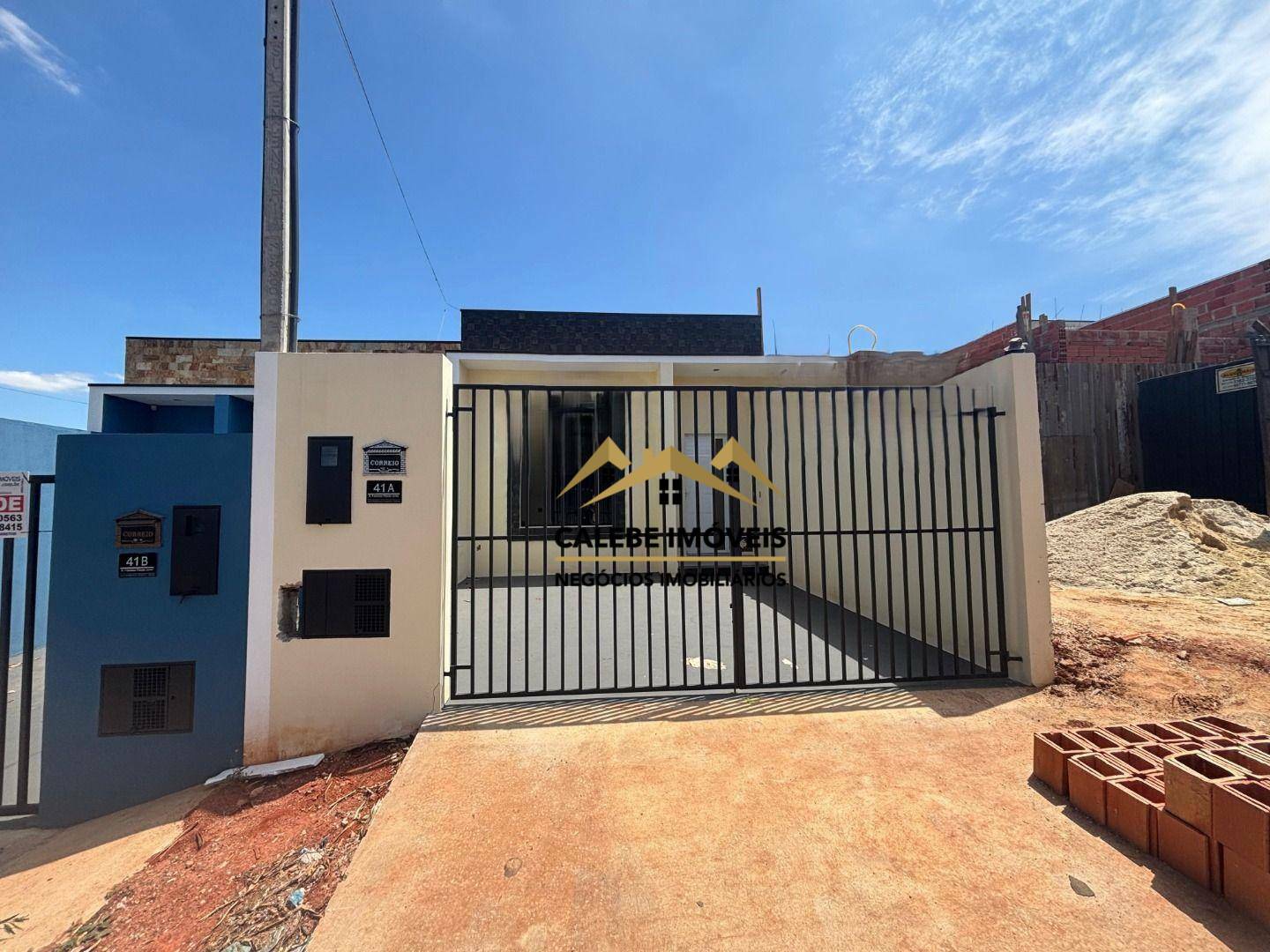 Casa, 2 quartos, 64 m² - Foto 1