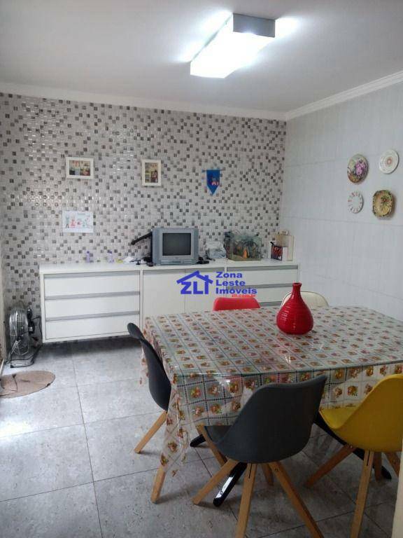 Sobrado à venda com 3 quartos, 180m² - Foto 11