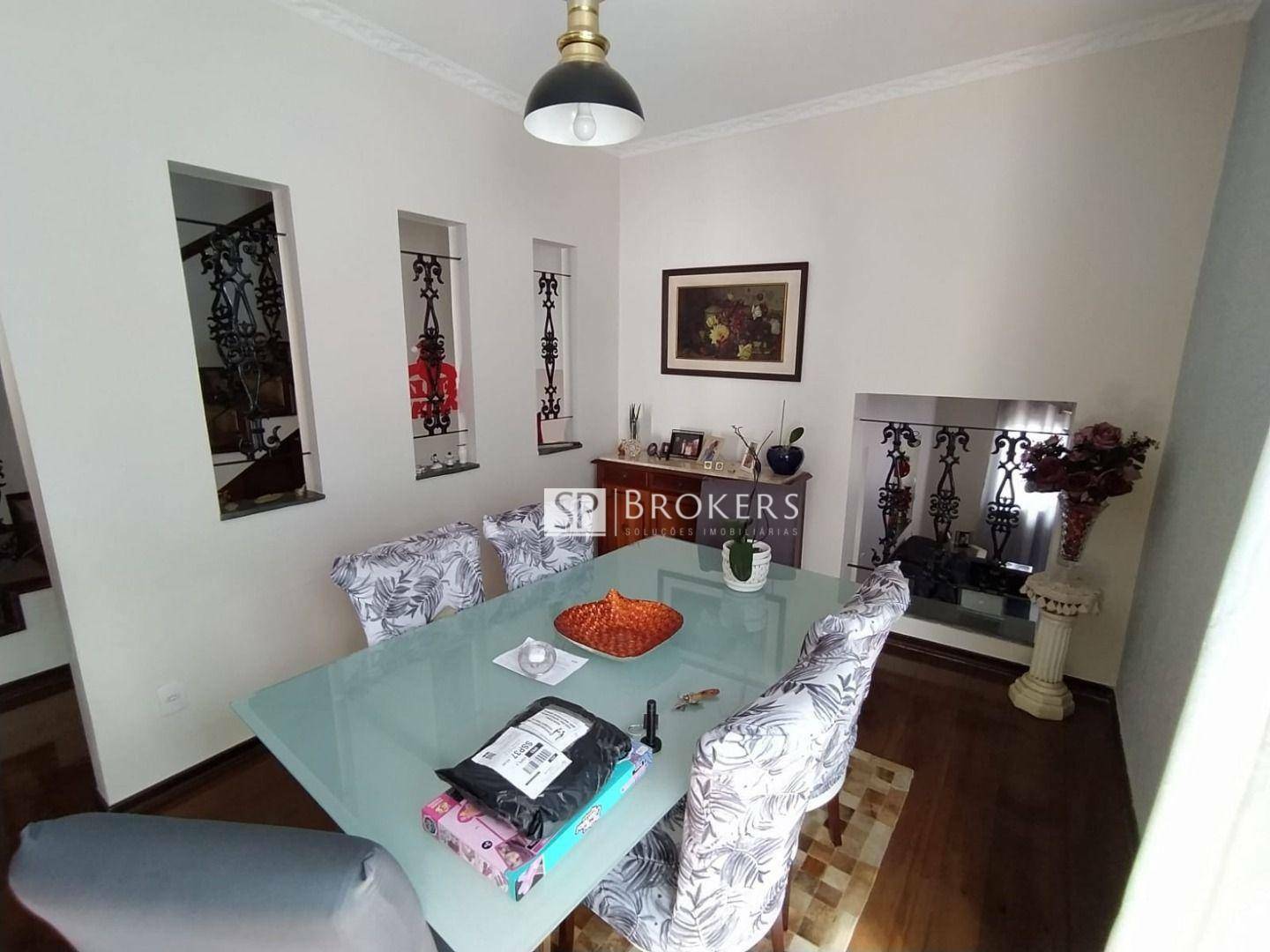 Casa à venda com 4 quartos, 180m² - Foto 15