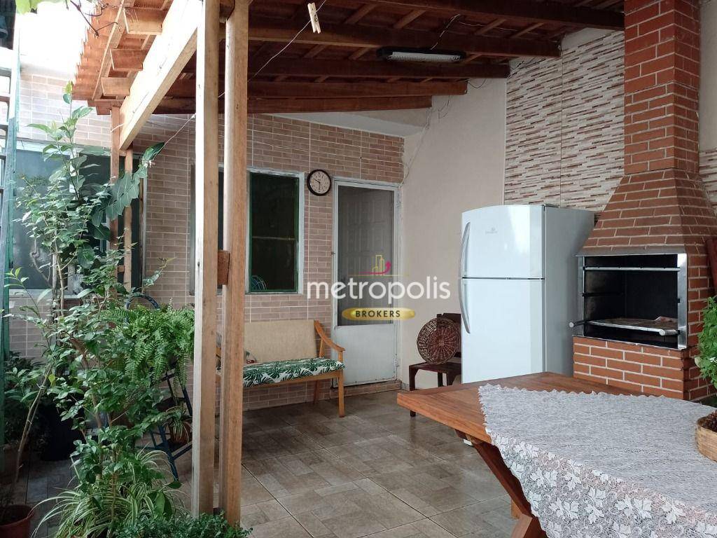 Casa à venda e aluguel com 4 quartos, 160m² - Foto 12