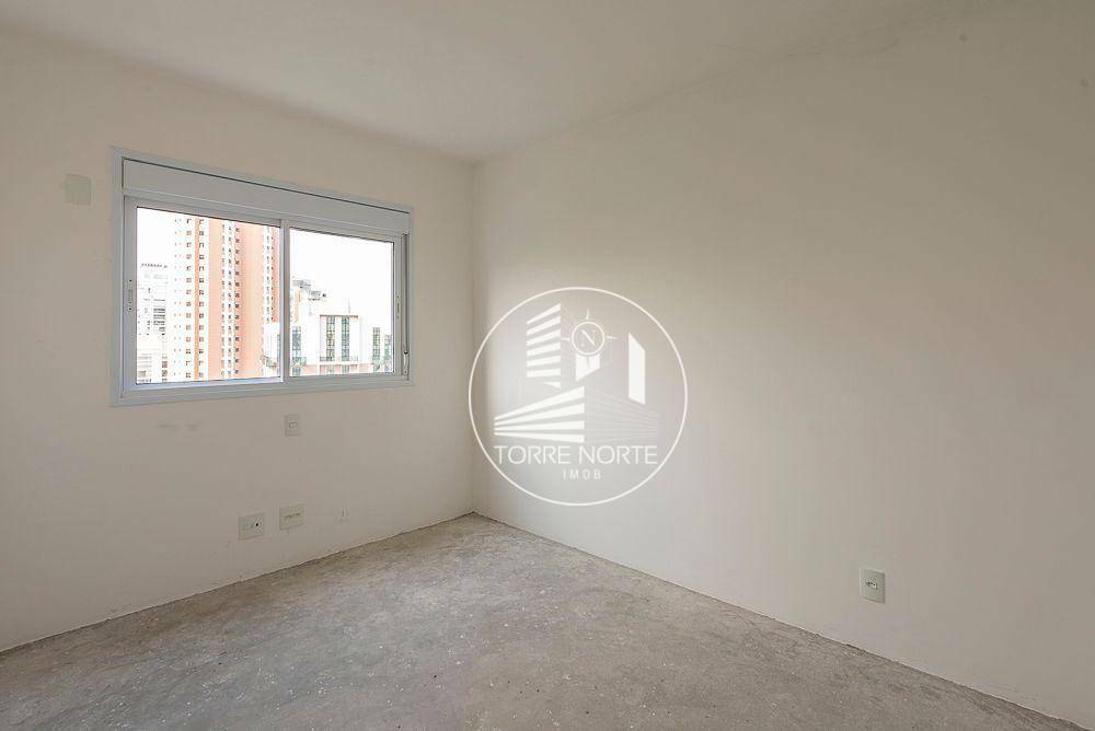 Apartamento à venda com 3 quartos, 217m² - Foto 26