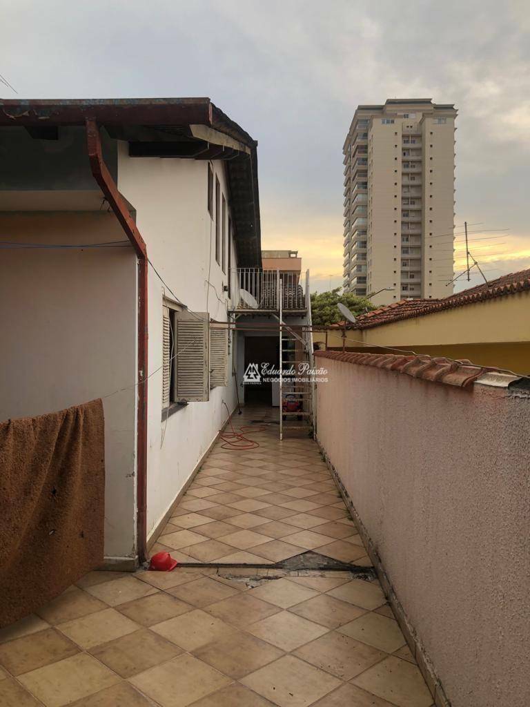 Sobrado à venda com 5 quartos, 300m² - Foto 18