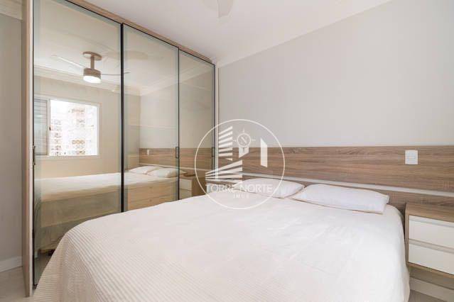 Apartamento à venda com 2 quartos, 75m² - Foto 13