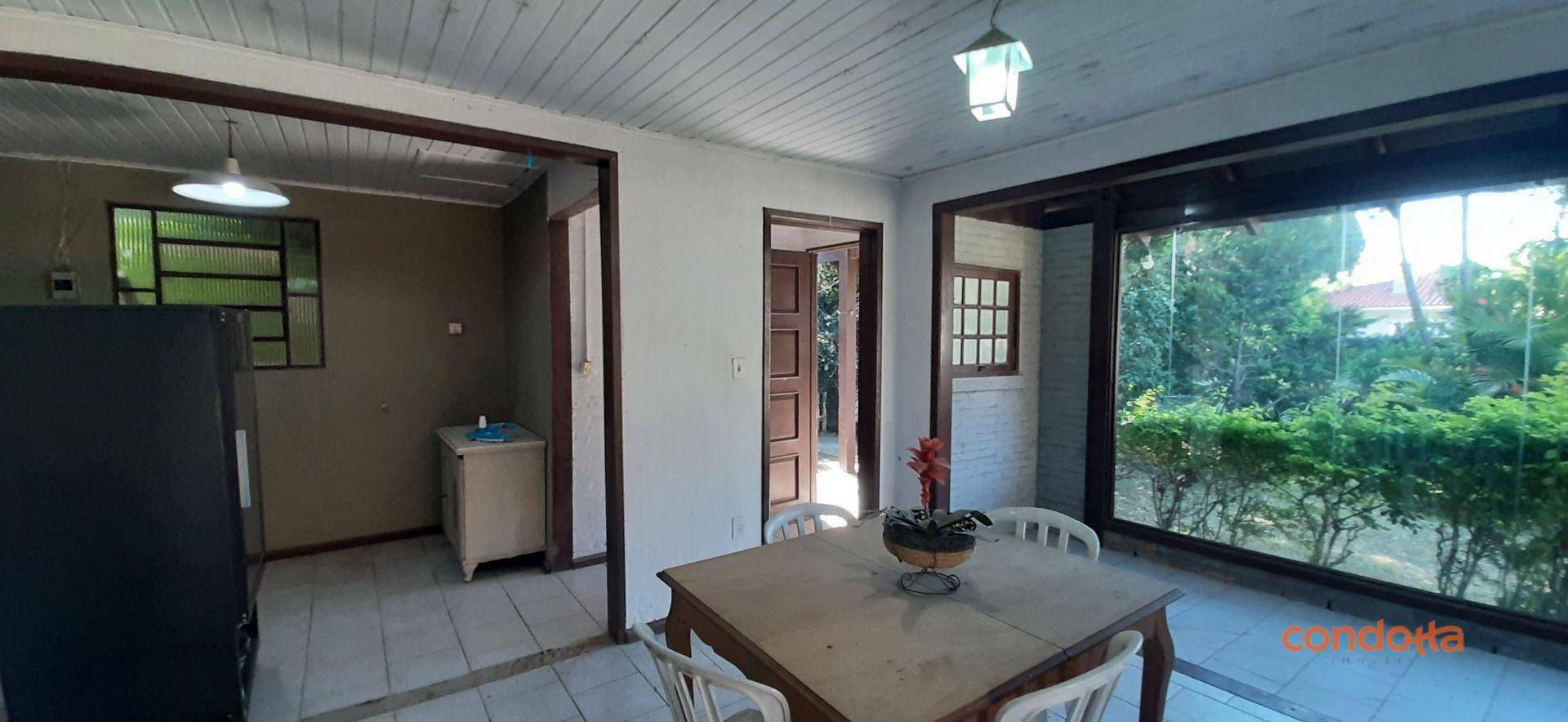 Casa para alugar com 4 quartos, 331m² - Foto 51