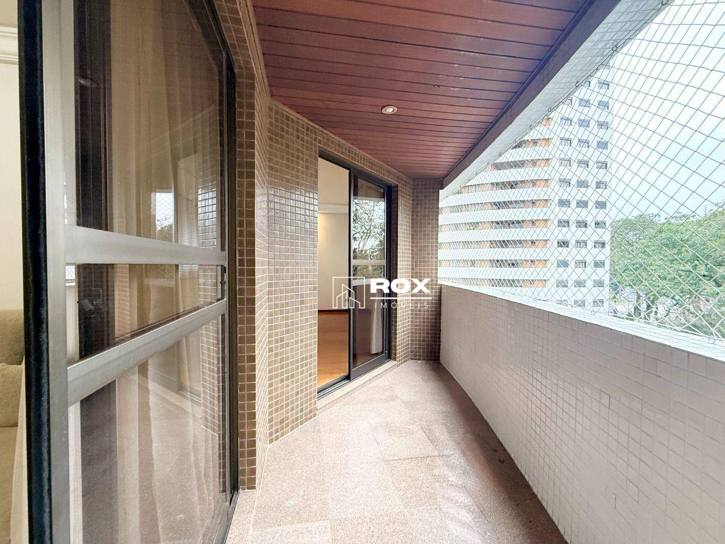 Apartamento para alugar com 3 quartos, 178m² - Foto 5