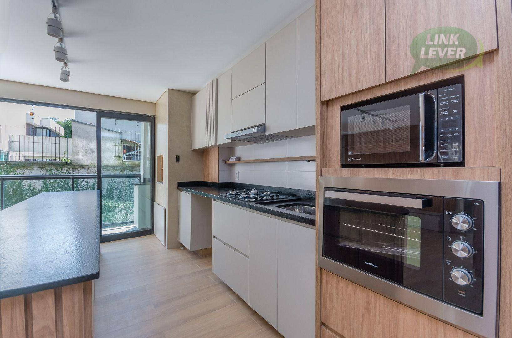 Apartamento para alugar com 2 quartos, 64m² - Foto 23