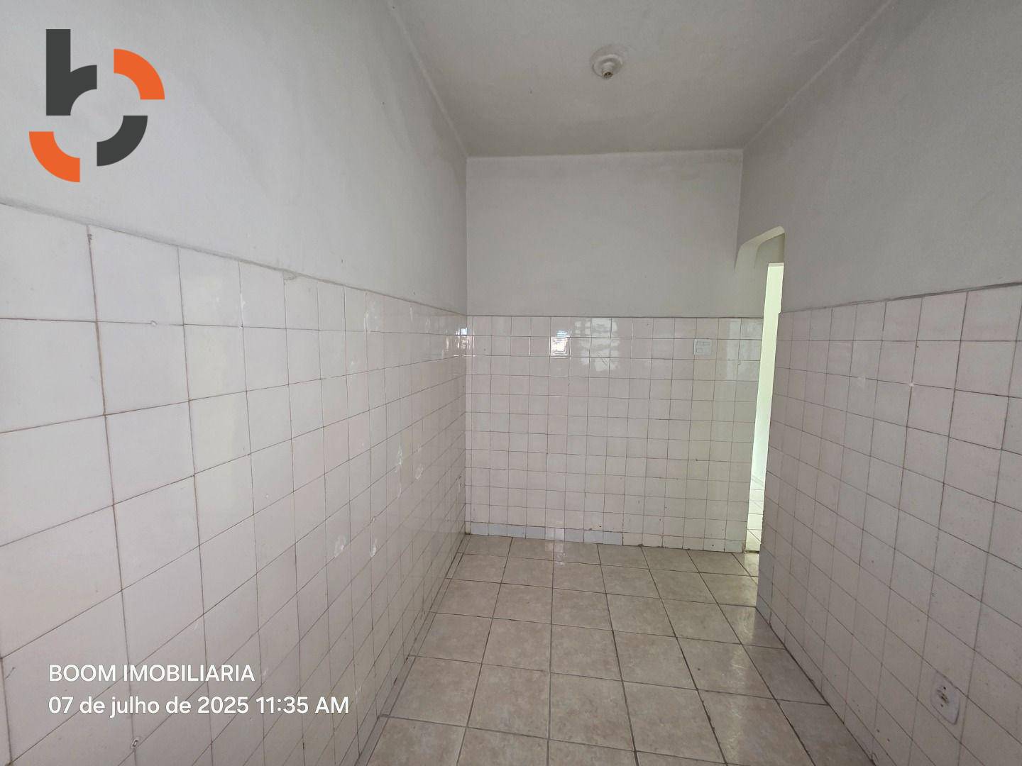 Casa para alugar com 2 quartos, 62m² - Foto 14