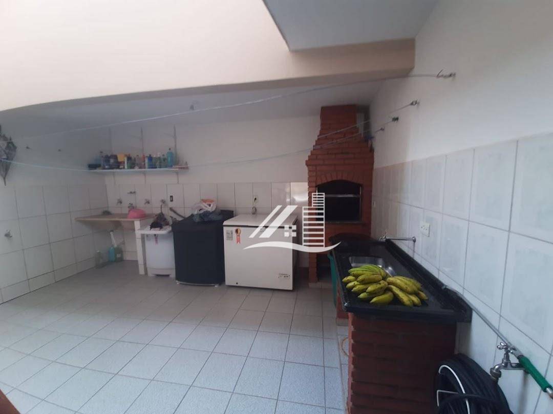 Sobrado à venda com 3 quartos, 231m² - Foto 30