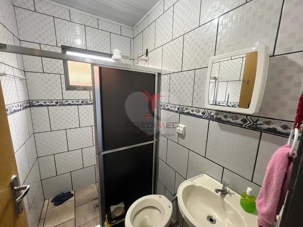 Casa à venda com 2 quartos, 72m² - Foto 4