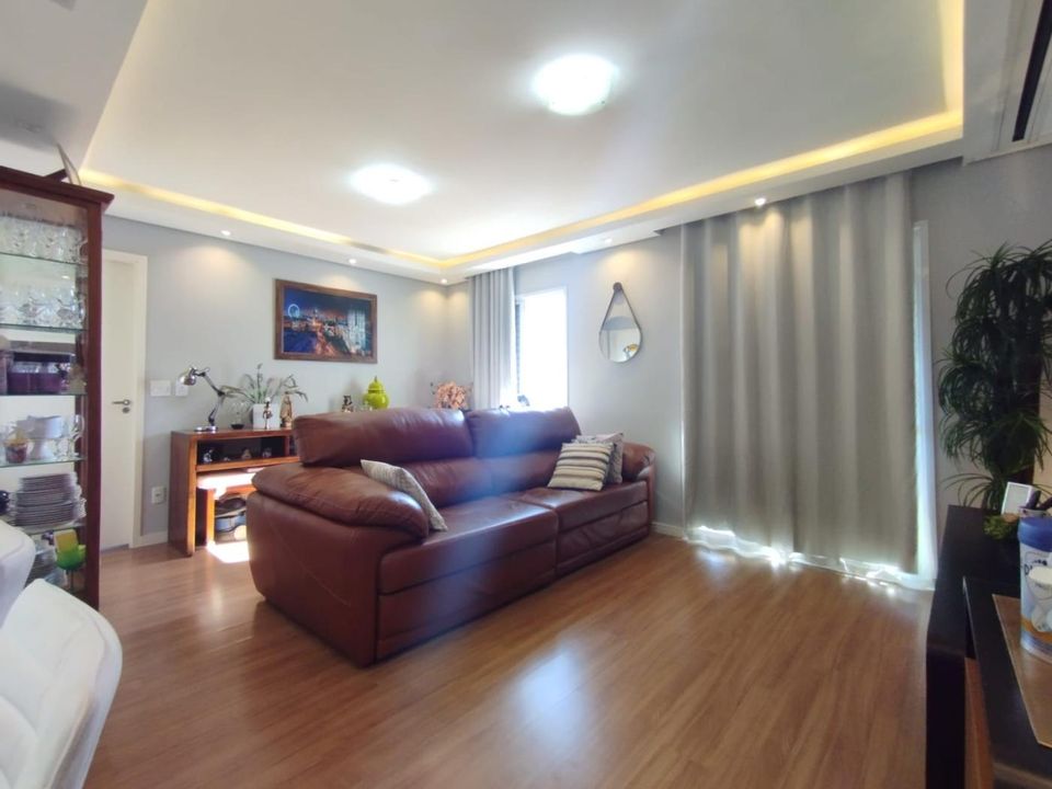 Apartamento à venda com 2 quartos, 69m² - Foto 4