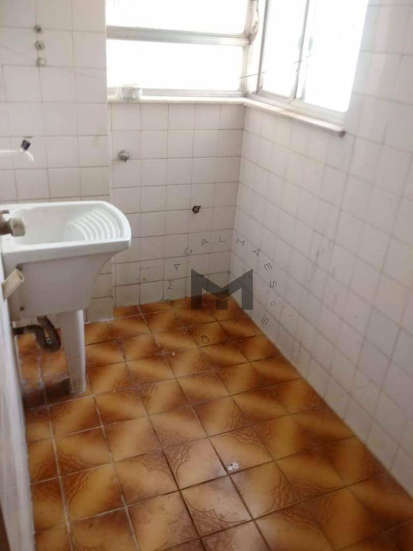 Apartamento à venda com 3 quartos, 149m² - Foto 11