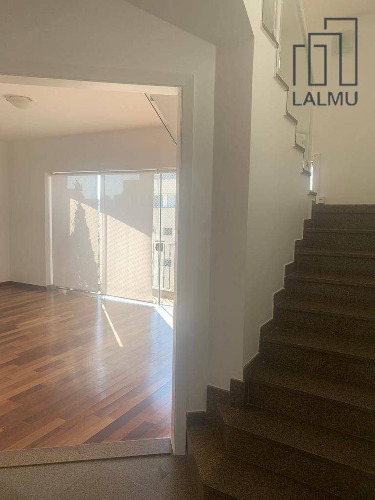 Apartamento para alugar com 3 quartos, 256m² - Foto 20