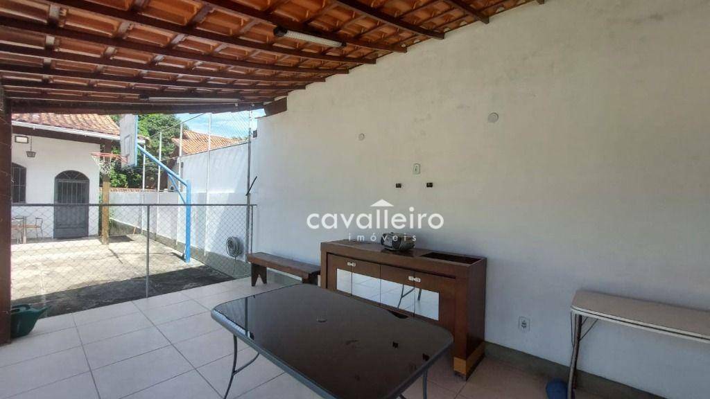 Casa à venda com 4 quartos, 200m² - Foto 9