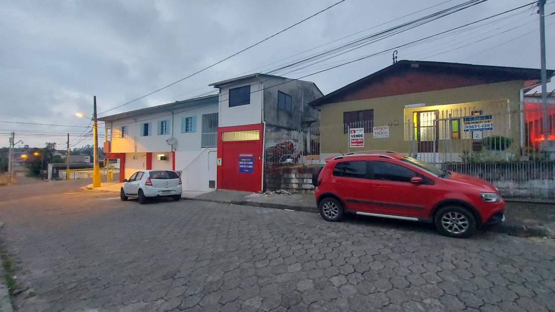 Casa à venda com 4 quartos, 200m² - Foto 6