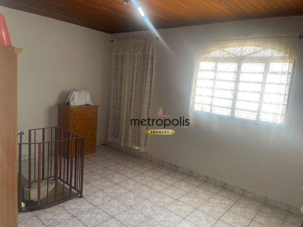 Casa à venda com 3 quartos, 240m² - Foto 3