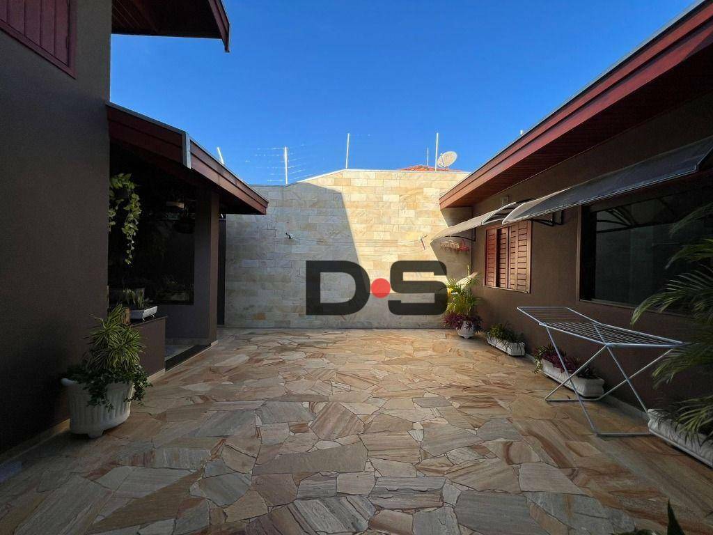 Casa à venda com 2 quartos, 196m² - Foto 15