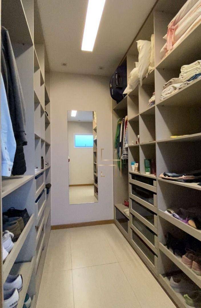 Casa de Condomínio à venda com 3 quartos, 300m² - Foto 14