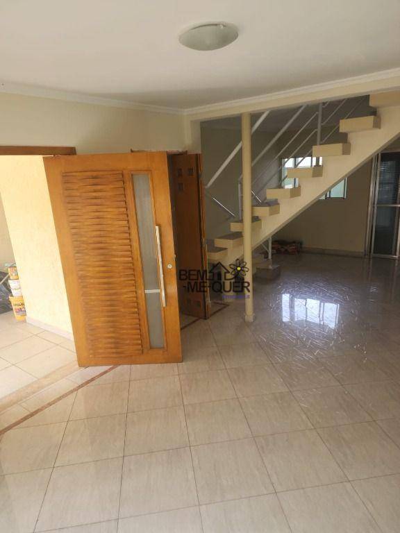 Sobrado à venda com 3 quartos, 196m² - Foto 14