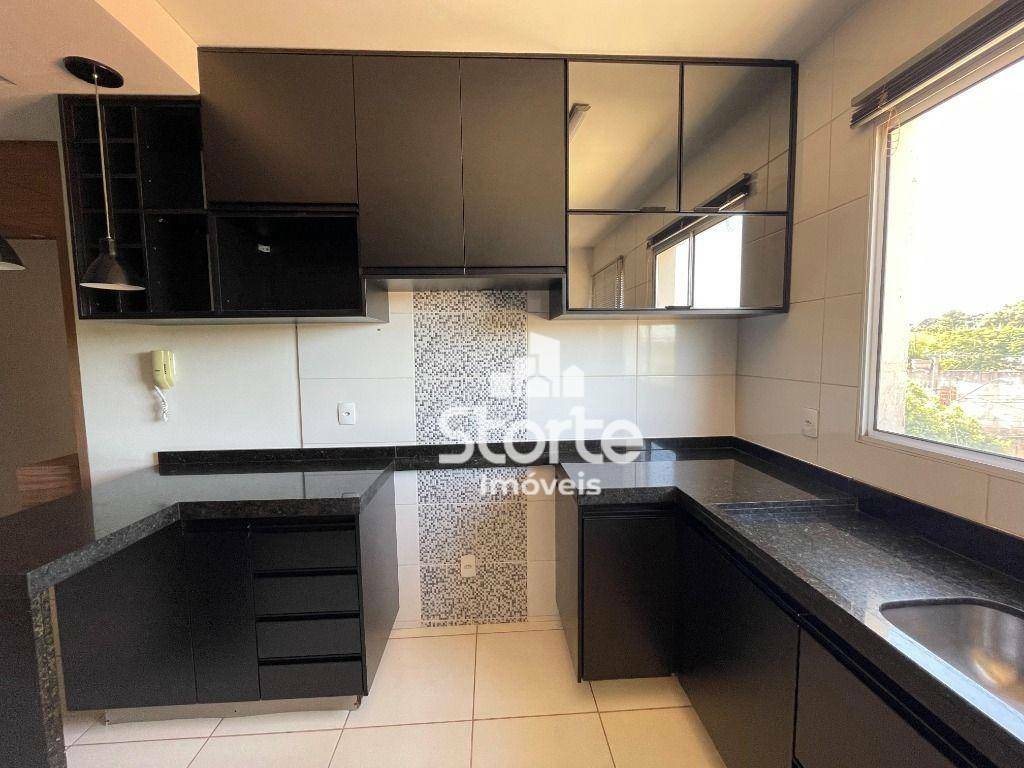 Apartamento à venda com 2 quartos, 57m² - Foto 2