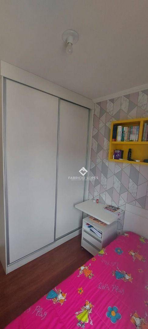 Casa à venda com 3 quartos, 120m² - Foto 17