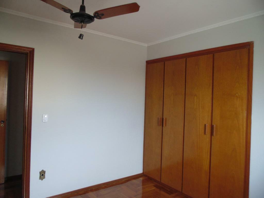 Apartamento à venda com 3 quartos, 96m² - Foto 4