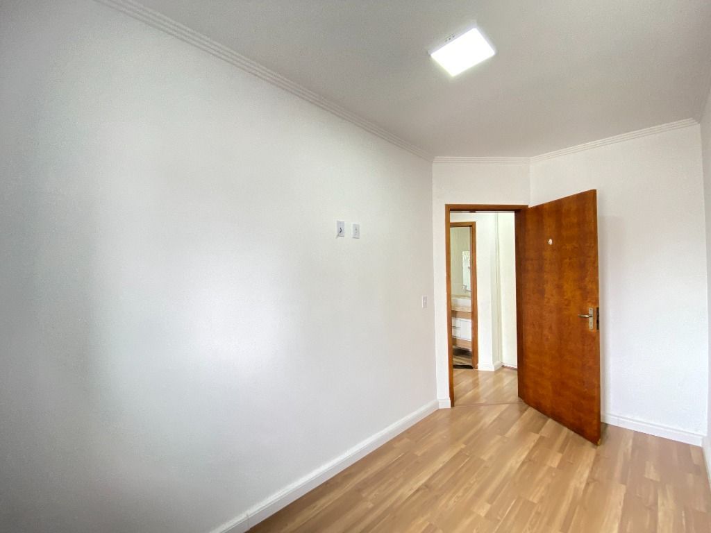 Cobertura à venda com 2 quartos, 83m² - Foto 13