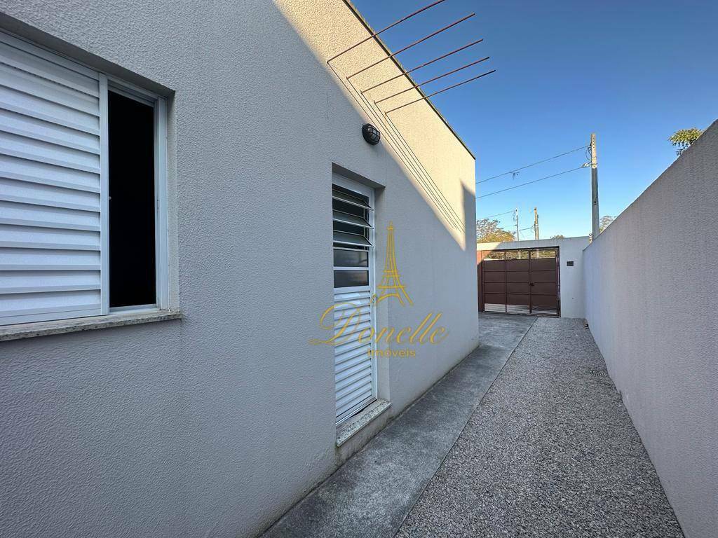 Casa à venda com 3 quartos, 75m² - Foto 8