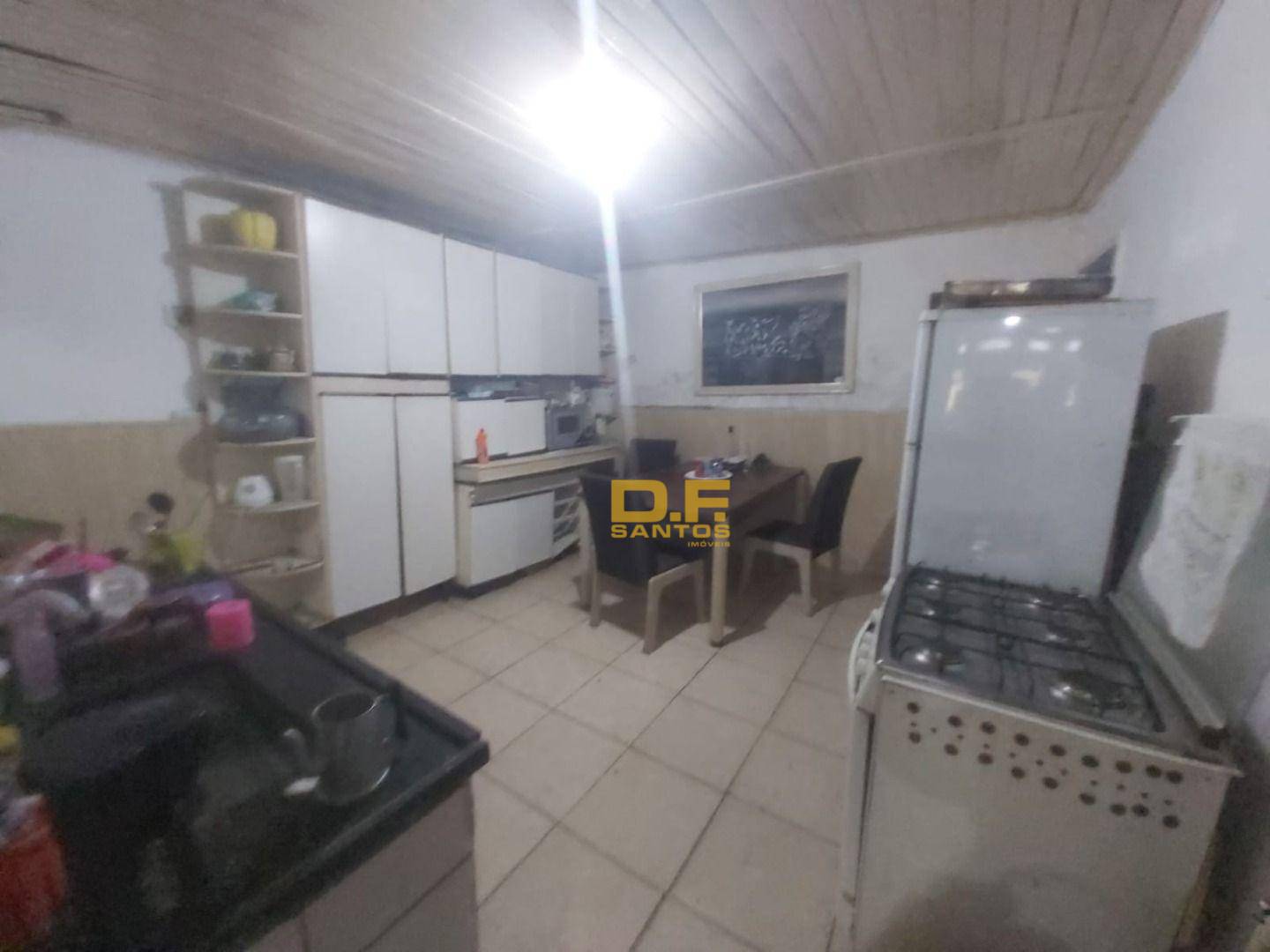 Casa à venda e aluguel com 1 quarto, 120M2 - Foto 9