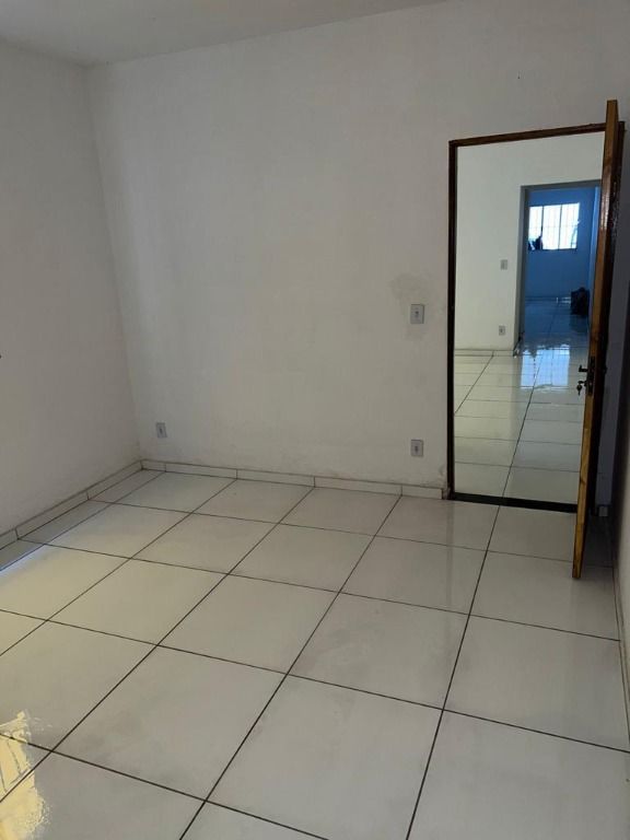 Sobrado à venda com 4 quartos, 212m² - Foto 12