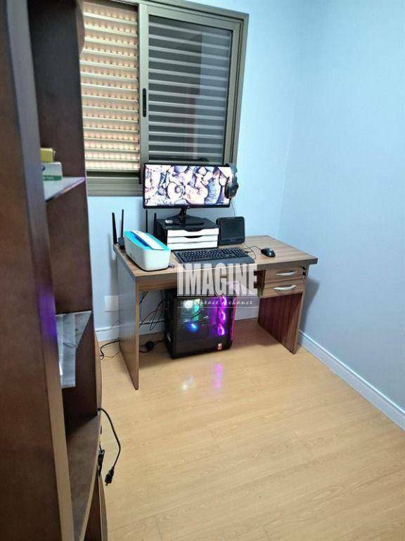 Apartamento à venda com 3 quartos, 106m² - Foto 6