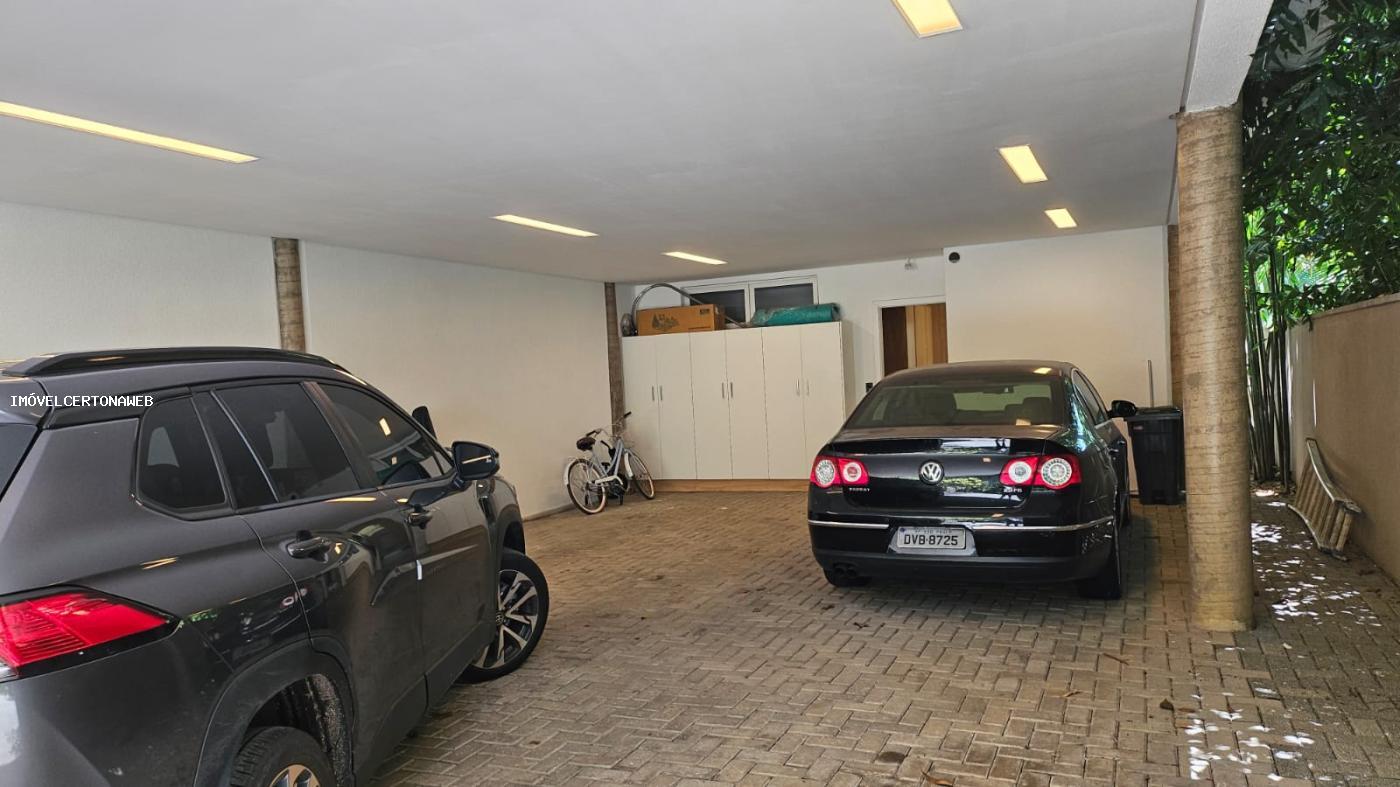 Casa de Condomínio à venda com 3 quartos, 411m² - Foto 41