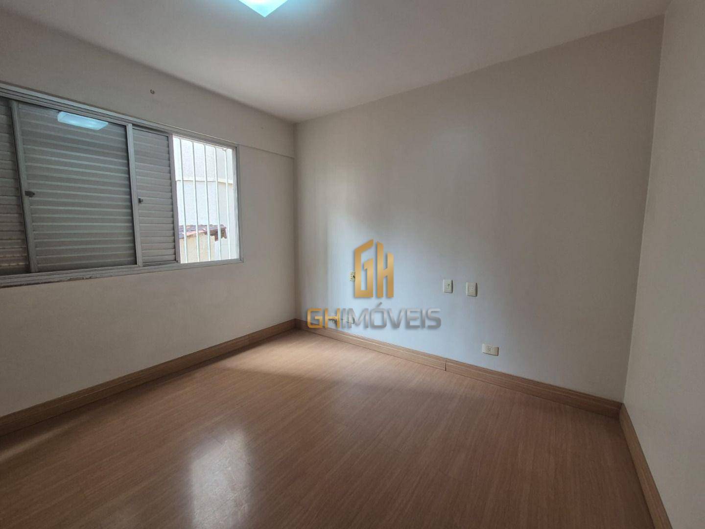 Apartamento à venda com 4 quartos, 252m² - Foto 8