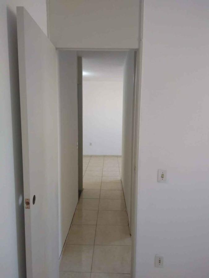 Apartamento à venda com 2 quartos, 64m² - Foto 12