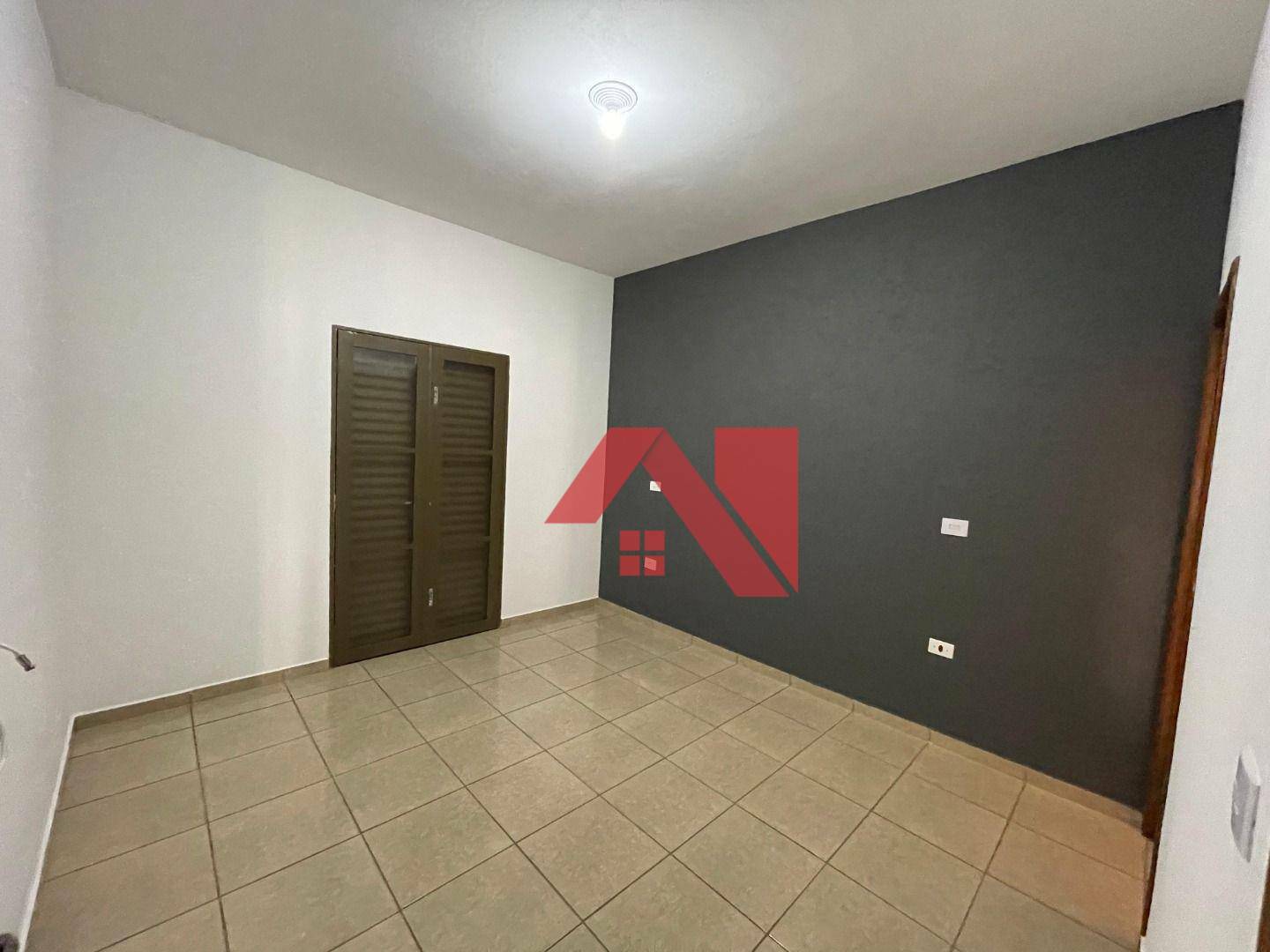 Casa à venda com 2 quartos, 110m² - Foto 6